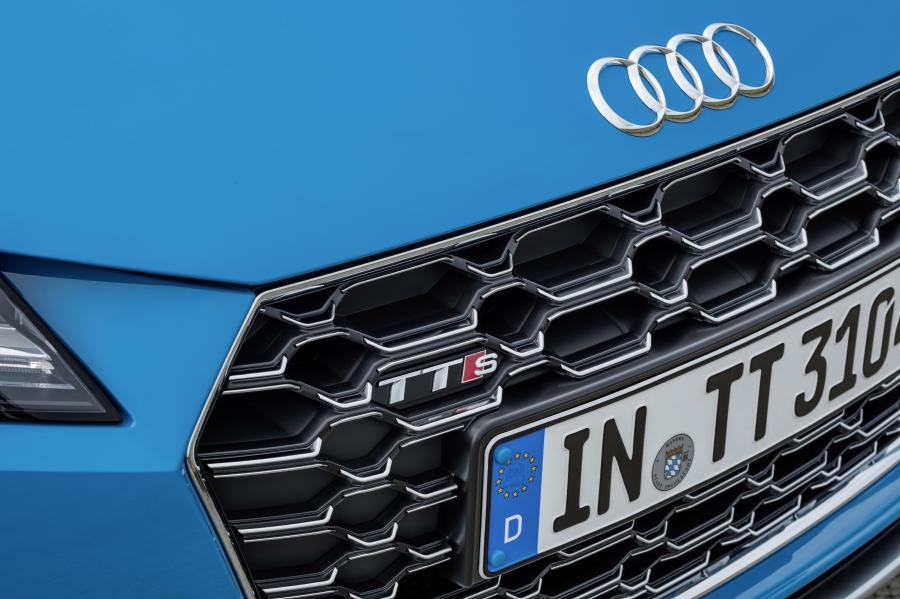 Детали экстерьера Audi TTS Coupe (8S) 2018 года  (WW) (фото 176 из 254)